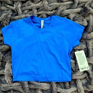 NWT lululemon swiftly cropped short sleeve size 10